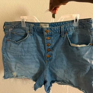 Demin Shorts Universal Threads size: 16/33R